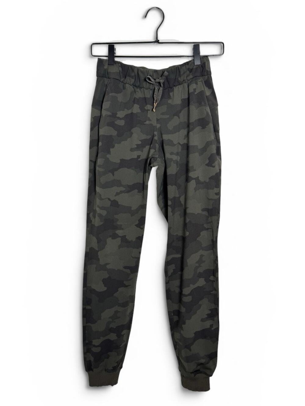 Lululemon On The Fly Jogger 28” Luxtreme Camo Dark Olive